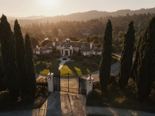 What Is the Richest Area in the Bay Area?