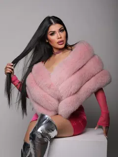 Camila escort in Dubai