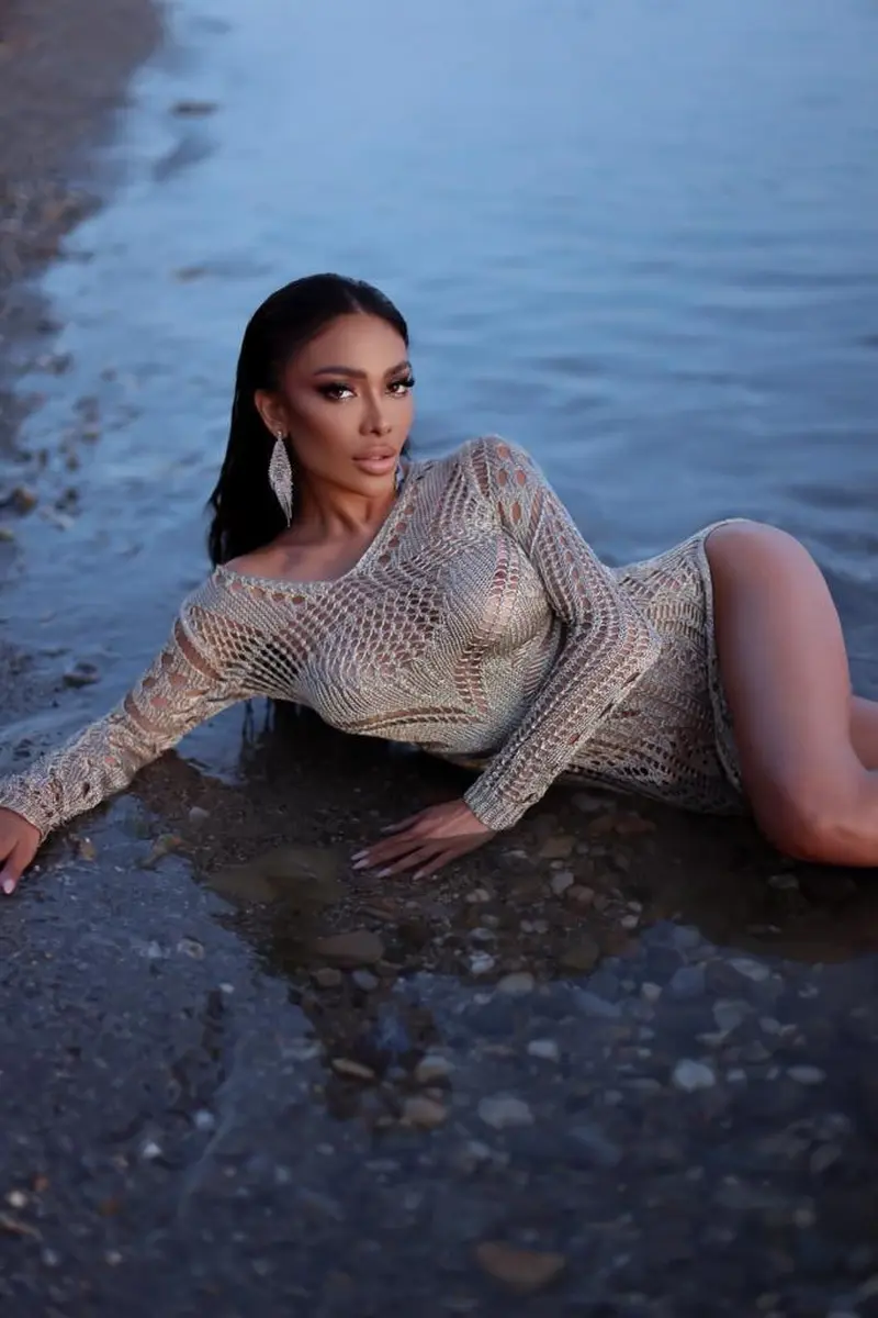 Luz escort in Dubai