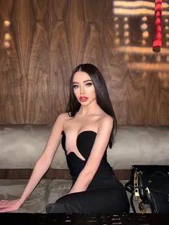 Milla escort in Dubai