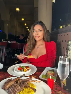 NATTASHA escort in Dubai